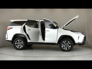 Toyota Fortuner 2.4GD-6 4x4 - Image 17
