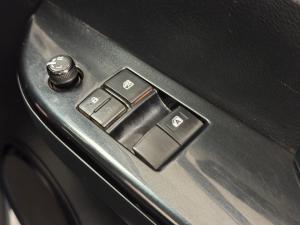 Toyota Hilux 2.0 single cab S (aircon) - Image 14