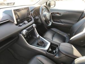 Toyota RAV4 2.0 GX - Image 13