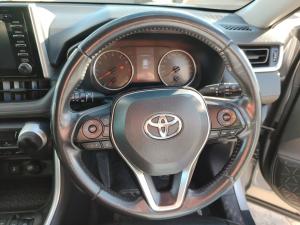 Toyota RAV4 2.0 GX - Image 14