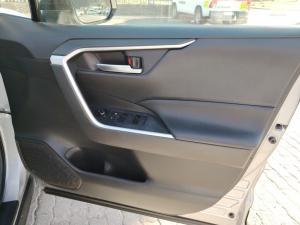 Toyota RAV4 2.0 GX - Image 35
