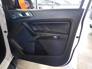 Ford Everest 2.0D BI-TURBO LTD 4X4 automatic - Image 19