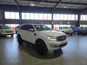 Ford Everest 2.0D BI-TURBO LTD 4X4 automatic - Image 4