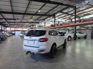 Ford Everest 2.0D BI-TURBO LTD 4X4 automatic - Image 7