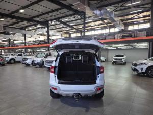 Ford Everest 2.0D BI-TURBO LTD 4X4 automatic - Image 9