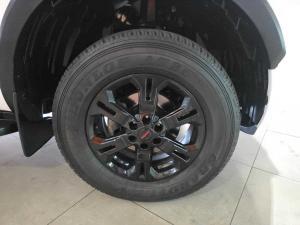 Nissan Navara 2.5DDTI PRO-4X 4X4 automatic D/C - Image 16