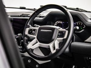 Land Rover Defender 110 D300 X-Dynamic SE - Image 11