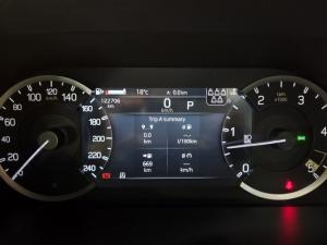 Land Rover Defender 110 D300 X-Dynamic SE - Image 8