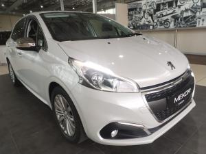 Peugeot 208 1.2 Allure - Image 1