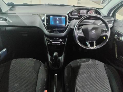 Image Peugeot 208 1.2 Allure