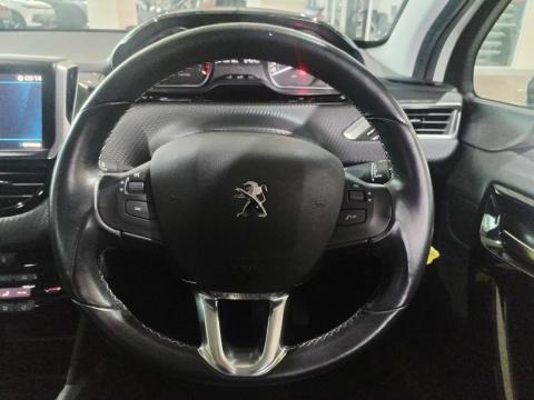Image Peugeot 208 1.2 Allure