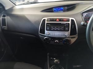 Hyundai i20 1.2 Motion - Image 7