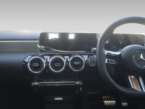 Mercedes-Benz A-Class A200 hatch Progressive - Image 12