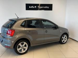Volkswagen Polo Vivo hatch 1.6 Highline - Image 7