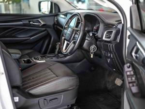 Isuzu mu-X 3.0TD LS 4x4 - Image 15