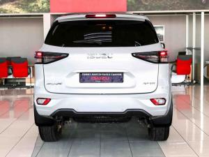 Isuzu mu-X 3.0TD LS 4x4 - Image 5