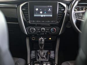 Isuzu mu-X 3.0TD LS 4x4 - Image 11