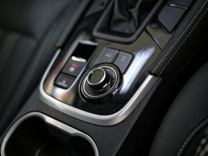Isuzu mu-X 3.0TD LS 4x4 - Image 13