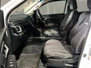 Isuzu D-Max 3.0TD double cab LS 4x4 auto - Image 13