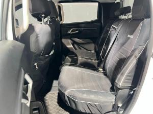 Isuzu D-Max 3.0TD double cab LS 4x4 auto - Image 14