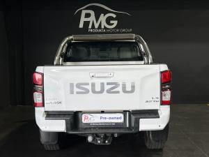 Isuzu D-Max 3.0TD double cab LS 4x4 auto - Image 6