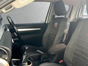 Toyota Hilux 2.8GD-6 Xtra cab 4x4 Raider - Image 9