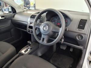 Volkswagen Polo Vivo sedan 1.4 Trendline auto - Image 11
