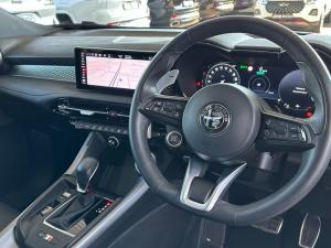 Alfa Romeo Tonale 1.5T Hybrid Speciale - Image 18