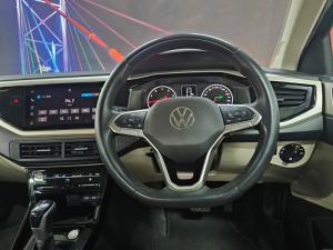 Volkswagen Polo sedan 1.0TSI Life - Image 6