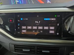 Volkswagen Polo sedan 1.0TSI Life - Image 8