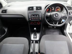 Volkswagen Polo Vivo hatch 1.6 Comfortline auto - Image 8