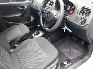 Volkswagen Polo Vivo hatch 1.6 Comfortline auto - Image 9