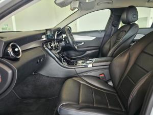 Mercedes-Benz C-Class C180 - Image 13