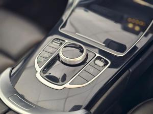 Mercedes-Benz C-Class C180 - Image 15