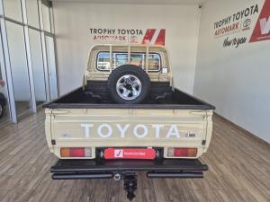 Toyota Land Cruiser 79 4.0 V6 double cab - Image 7