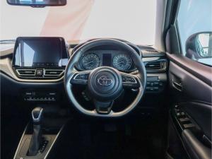 Toyota Starlet 1.5 XR auto - Image 8