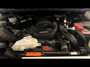 Isuzu D-Max 1.9TD double cab L 4x4 manual - Image 30