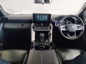 Toyota Land Cruiser 300 3.3D GX-R - Image 6