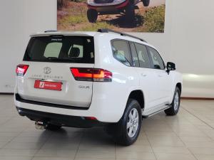 Toyota Land Cruiser 300 3.3D GX-R - Image 2