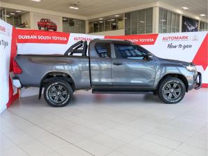 Toyota Hilux 2.4GD-6 Xtra cab Raider auto - Image 3