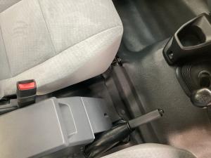 Toyota Land Cruiser 79 4.0 V6 double cab - Image 14