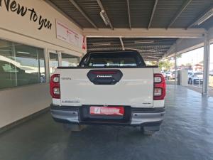 Toyota Hilux 2.8GD-6 double cab 4x4 Legend auto - Image 5