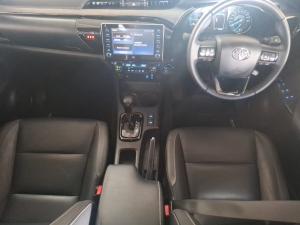 Toyota Hilux 2.8GD-6 double cab 4x4 Legend auto - Image 6