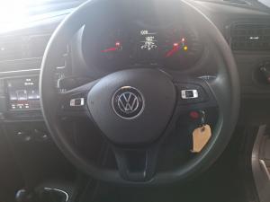 Volkswagen Polo Vivo hatch 1.4 Trendline - Image 10