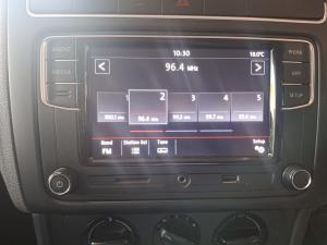 Volkswagen Polo Vivo hatch 1.4 Trendline - Image 14