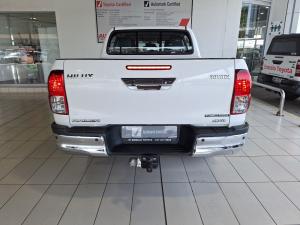Toyota Hilux 2.4GD-6 double cab 4x4 Raider auto - Image 5