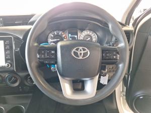 Toyota Hilux 2.4GD-6 double cab 4x4 Raider auto - Image 8