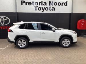Toyota RAV4 2.0 GX auto - Image 5