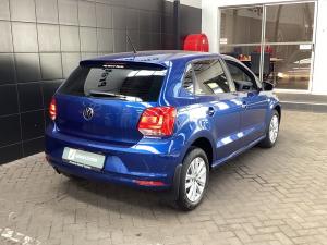 Volkswagen Polo Vivo hatch 1.6 Comfortline auto - Image 2