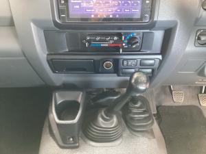 Toyota Land Cruiser 79 4.5D-4D V8 double cab LX - Image 15